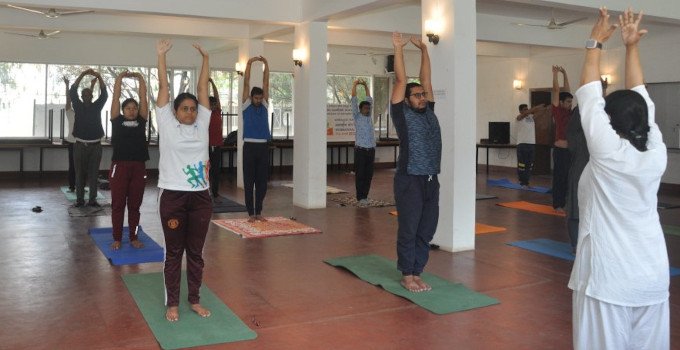 IIAstudents-yoga-1