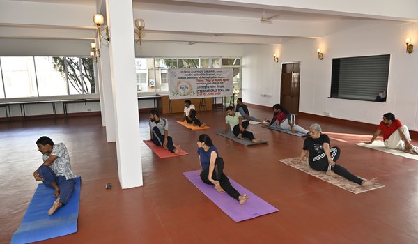 gallery slideshow 7 IIA Banaglore Yoga day 2026